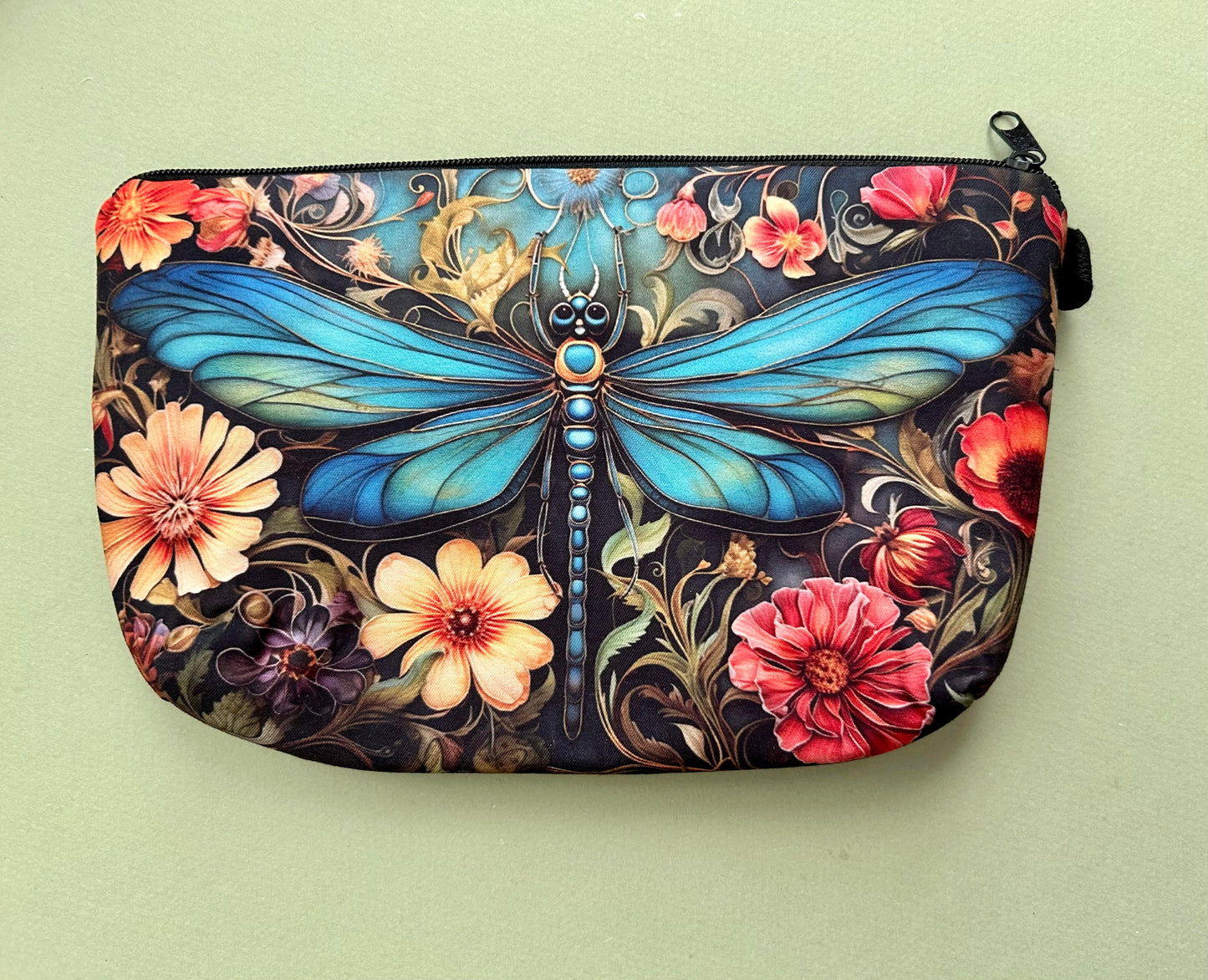 Cosmetic bag
